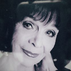 Lauretta Edlefsen
 