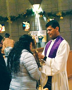 Rallies tienen como objetivo la construcciones de un lazo más fuerte con su la Católica  ntre los jóvenes