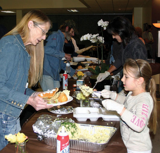 Starks Funeral Home sponsors Good Samaritan Thanksgiving dinner ...